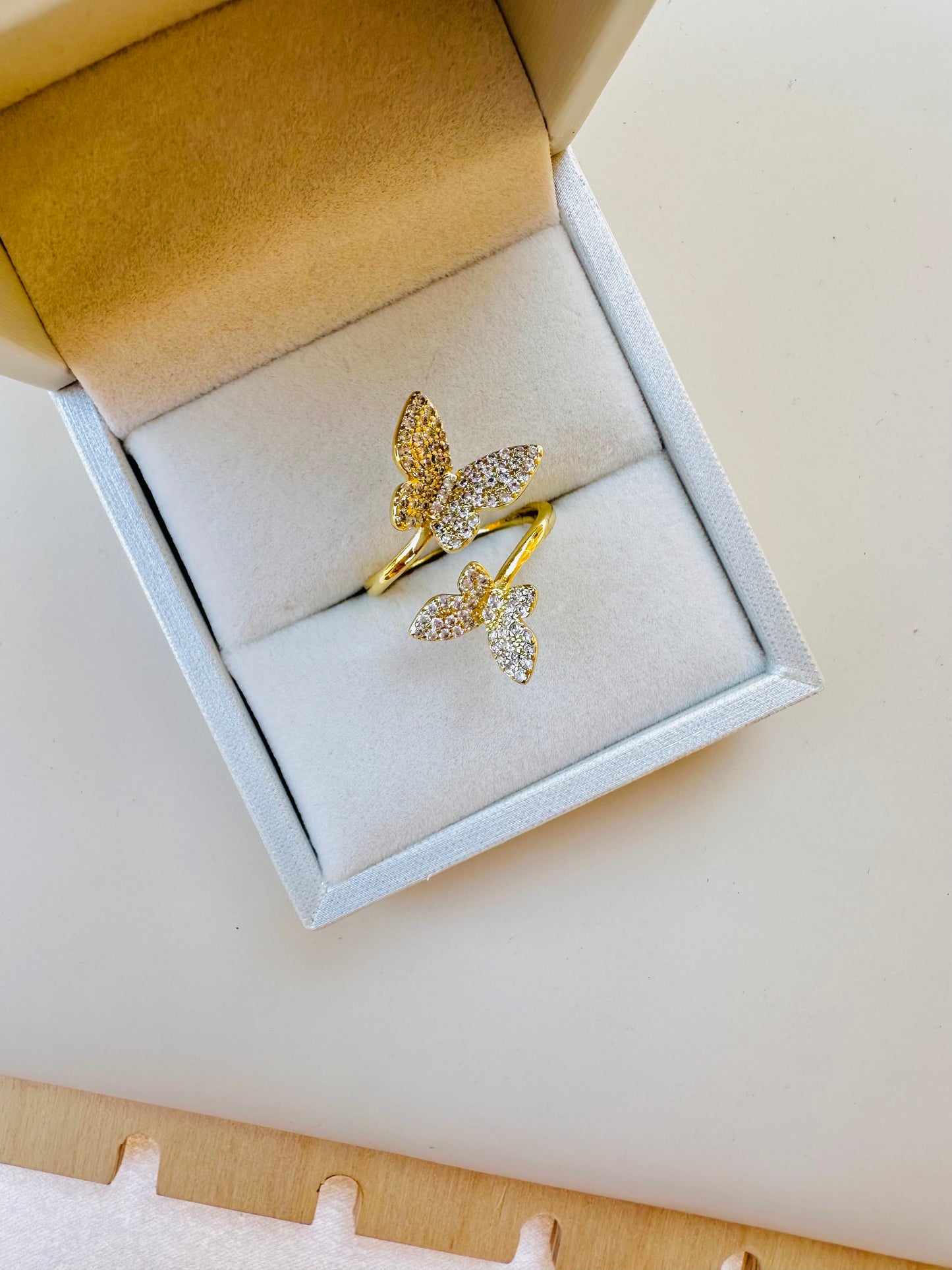 Butterflie ring gold plated