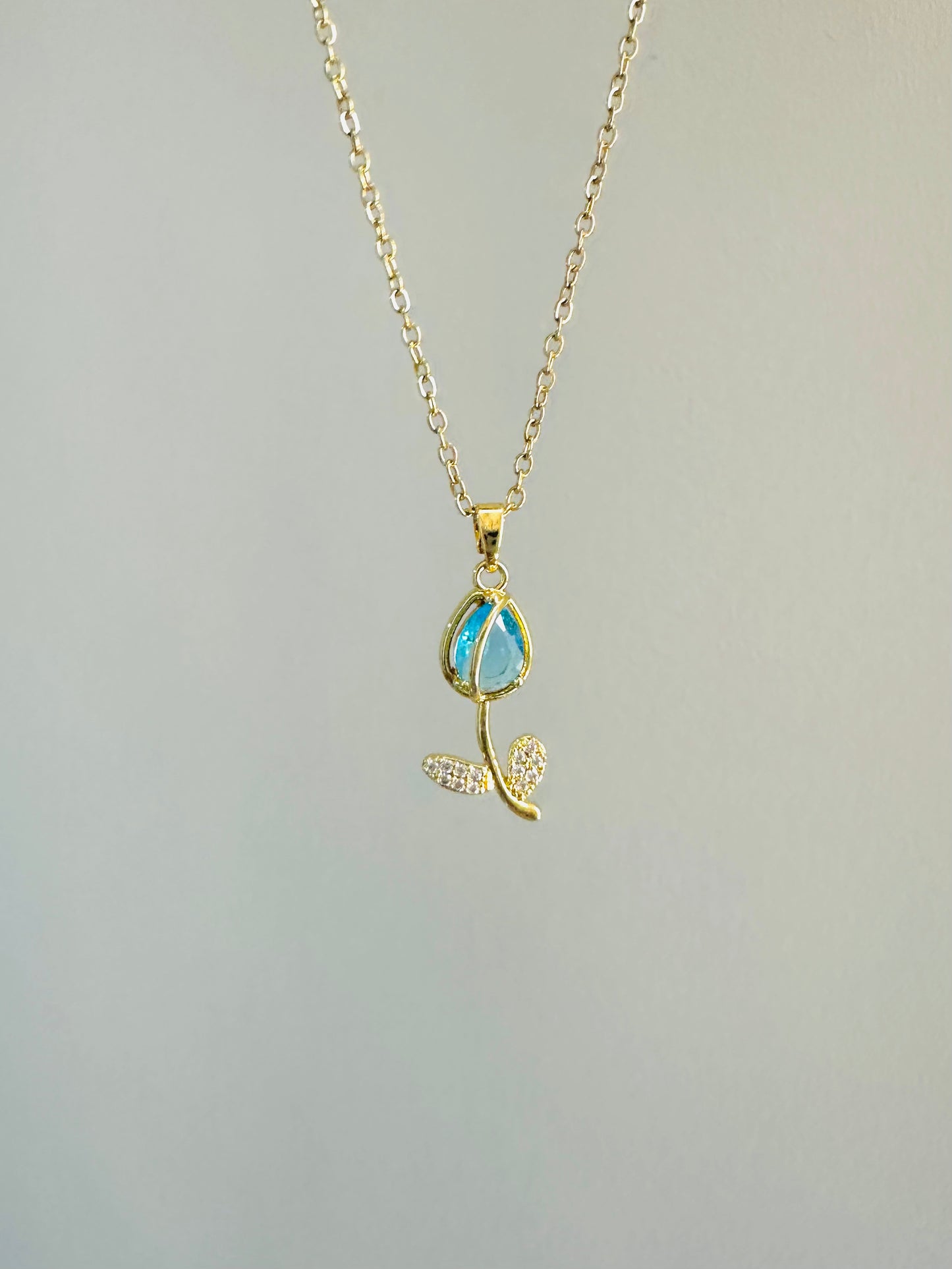 Tulip Necklace