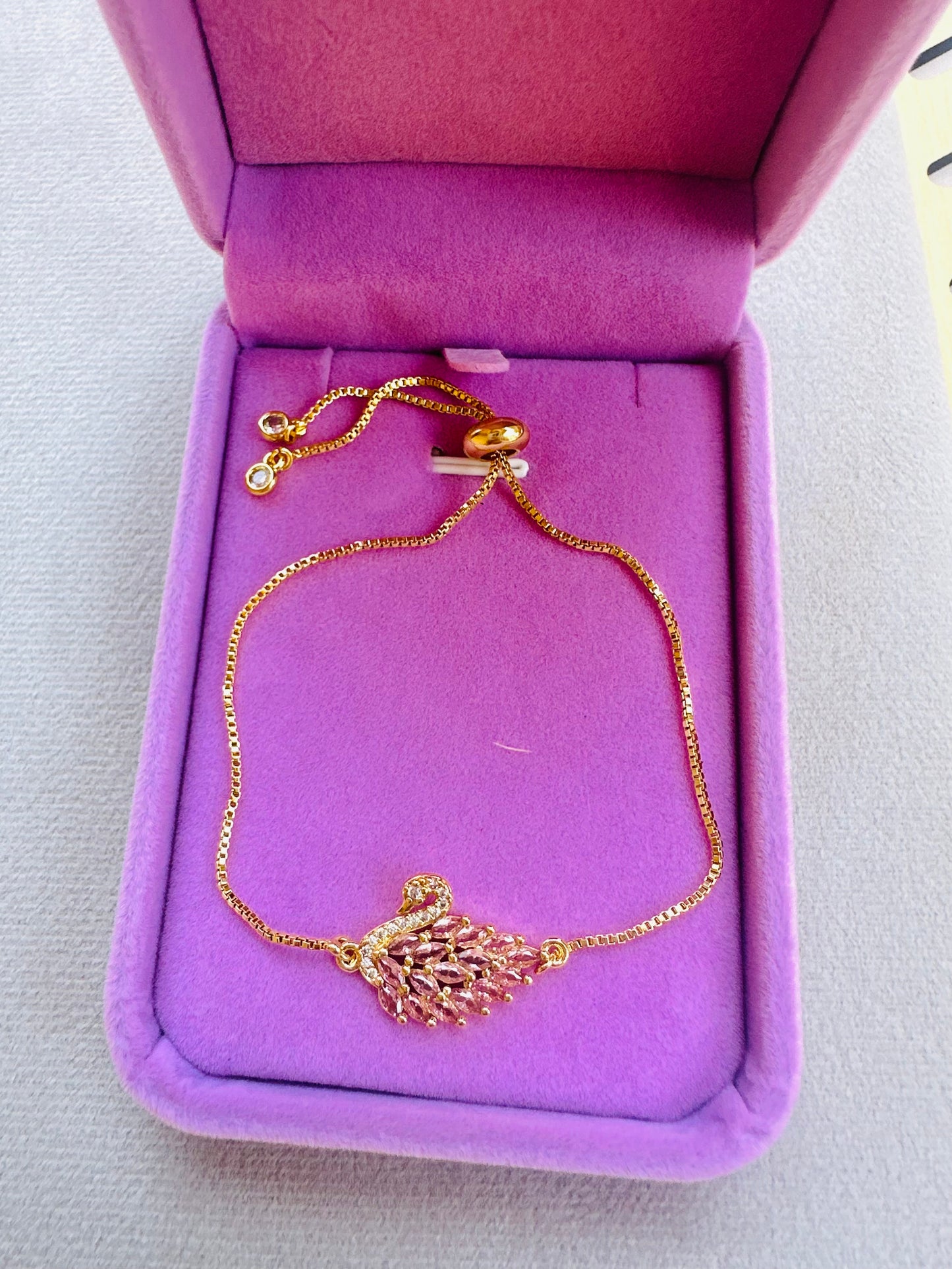 Pink Swan Necklace & Bracelet Set