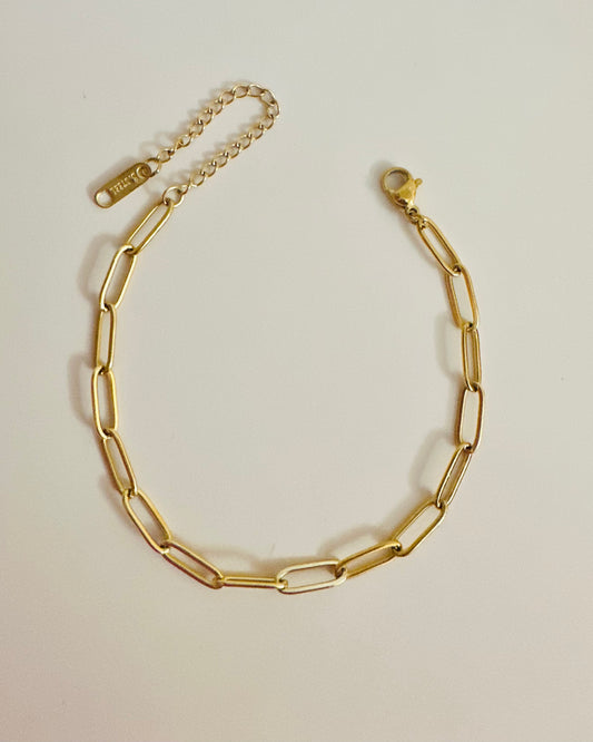 Basic Gold Bracelet