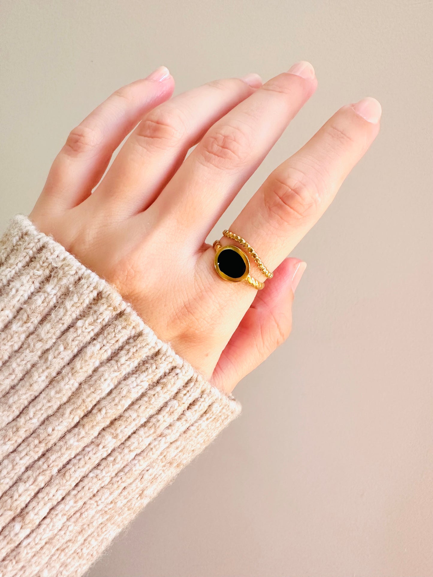 Elegant Black & Gold Ring