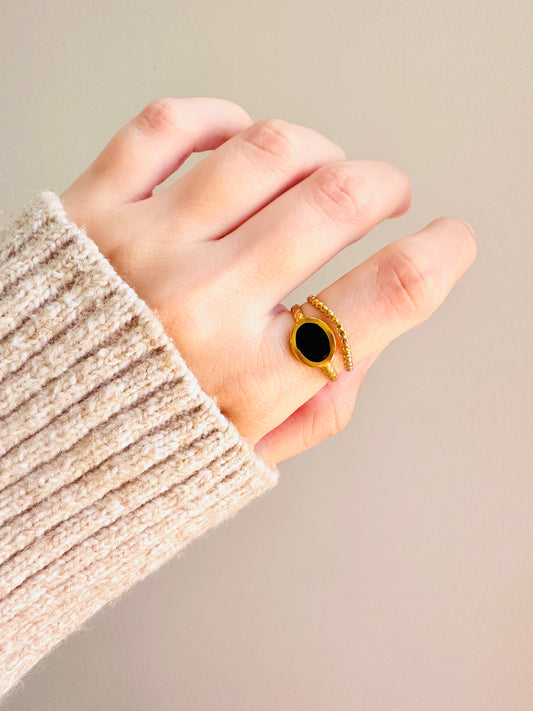 Elegant Black & Gold Ring