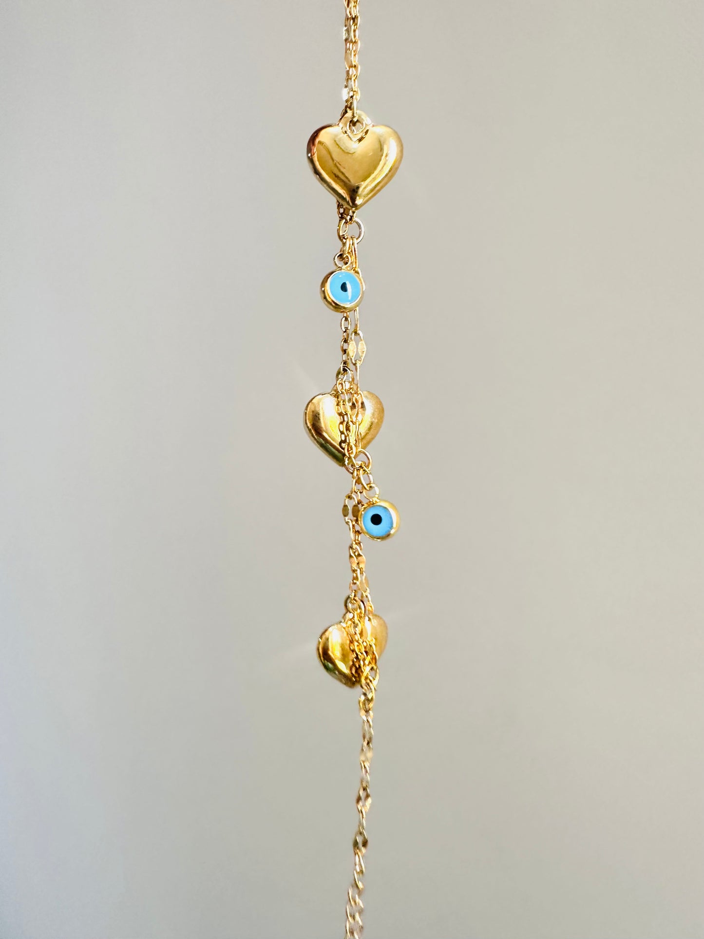 Gold Heart Bracelet with Evil Eye Charm – Stainless Steel