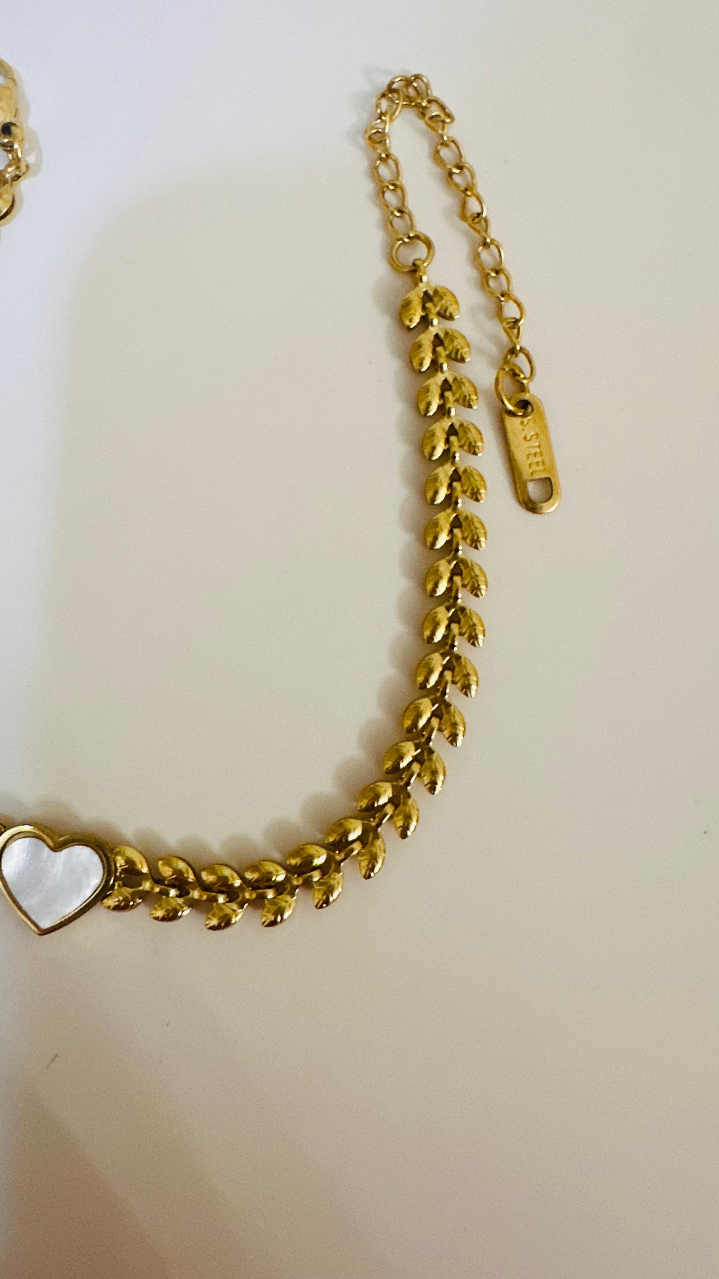✨ White Heart Bracelet