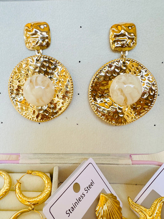 Round White Shell Earrings