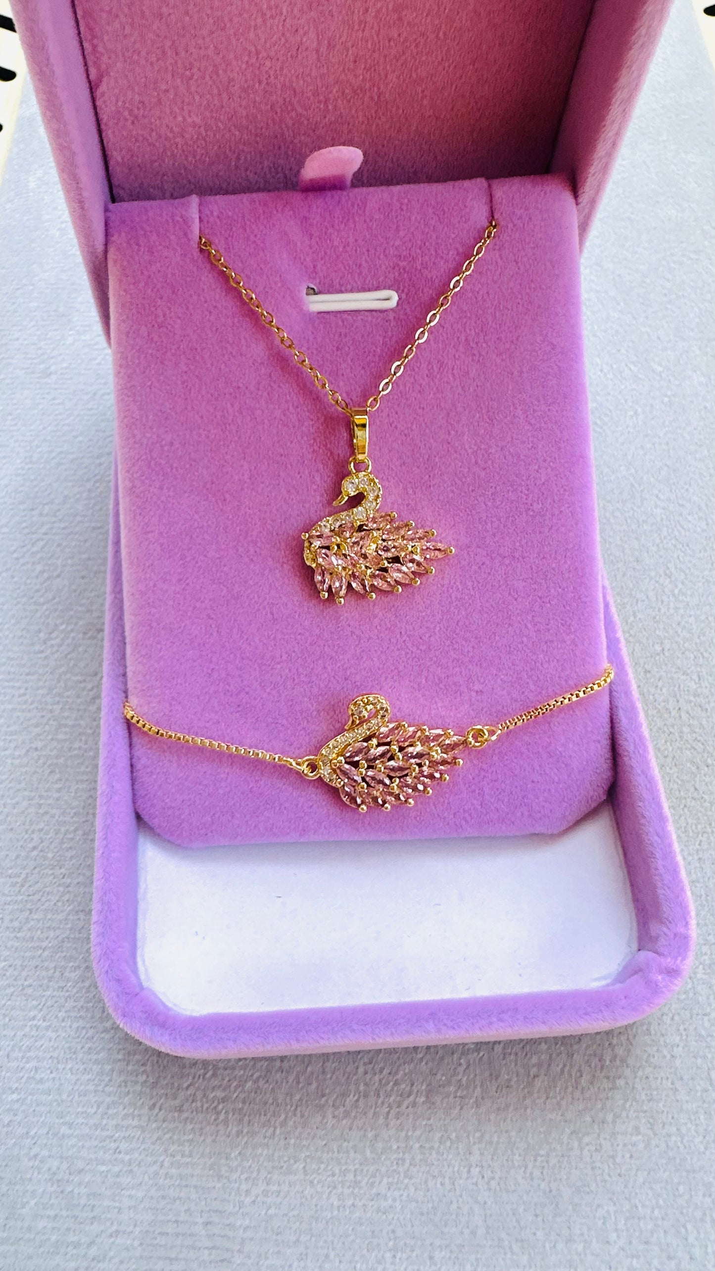 Pink Swan Necklace & Bracelet Set