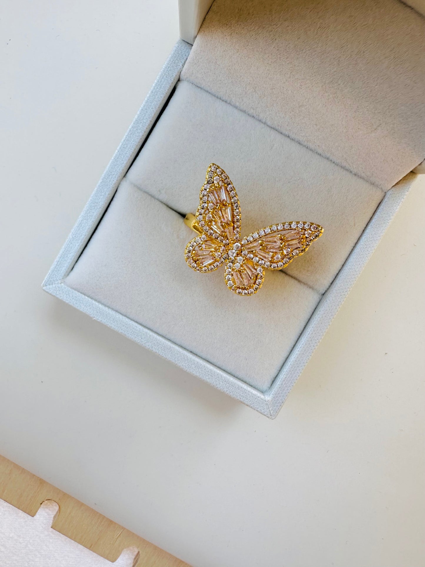 White Butterflie gold plated