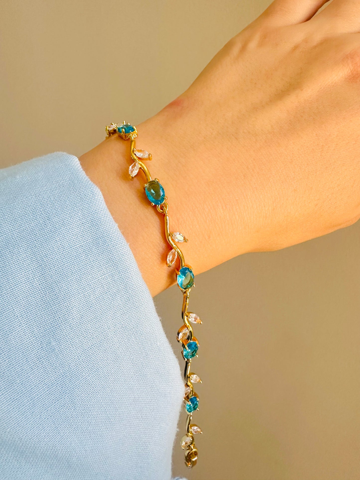 Tulip bracelet