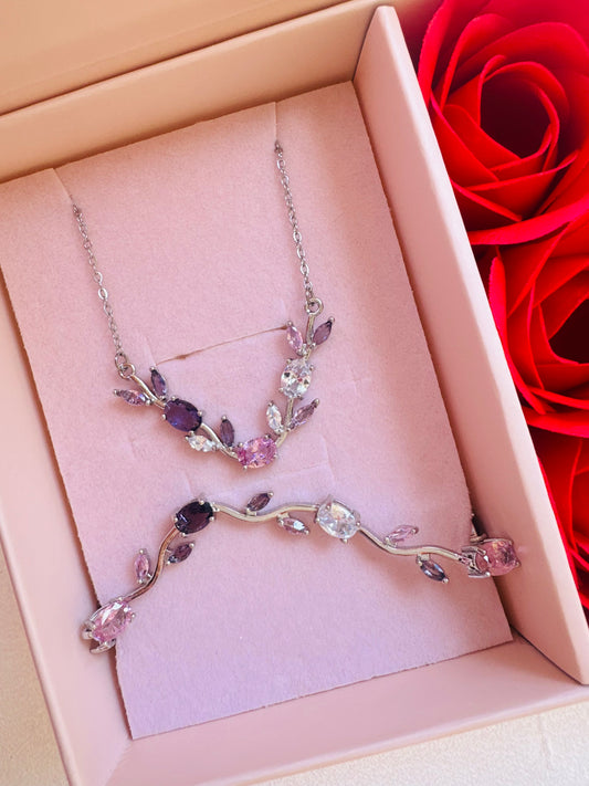 Tulip Silver Necklace & Bracelet