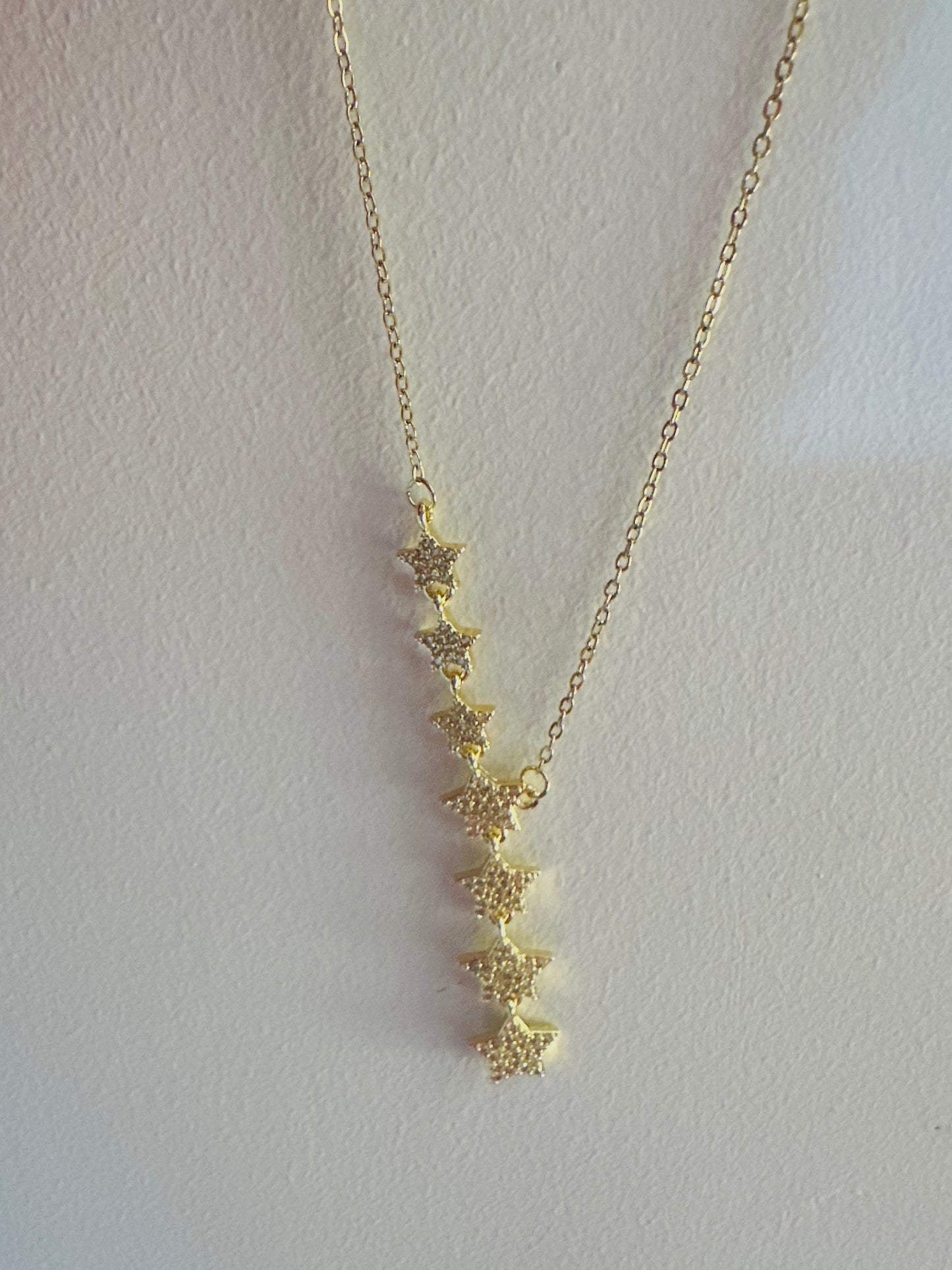 Shiny Star Necklace – Gold Plated Stainless Steel