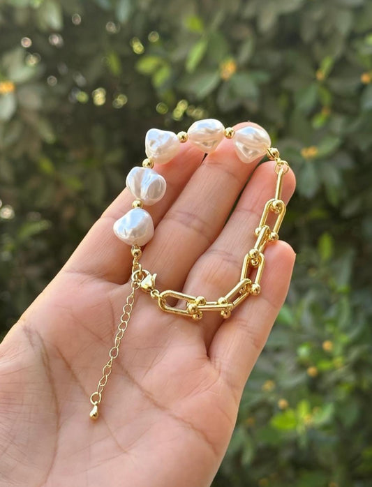 White Pearl Bracelet with Tiffany Gold ✨
