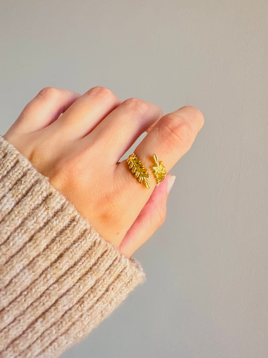 Bow Stainless Steel Ring